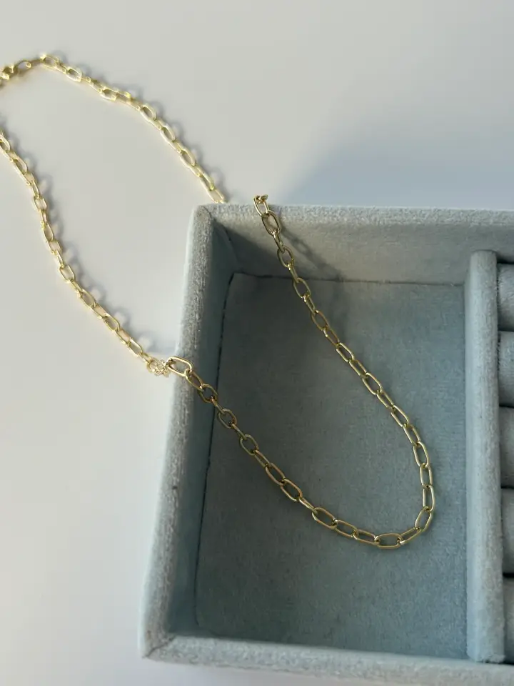 Xuping Minimal Sıralı Zincir Kolye