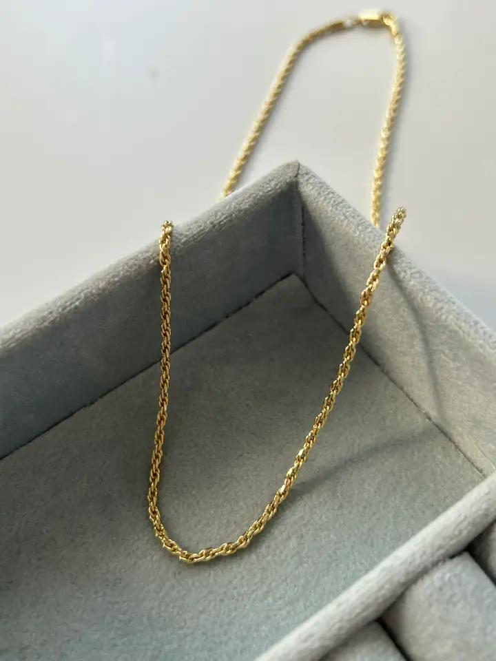 Xuping Minimal Burgu Zincir Kolye