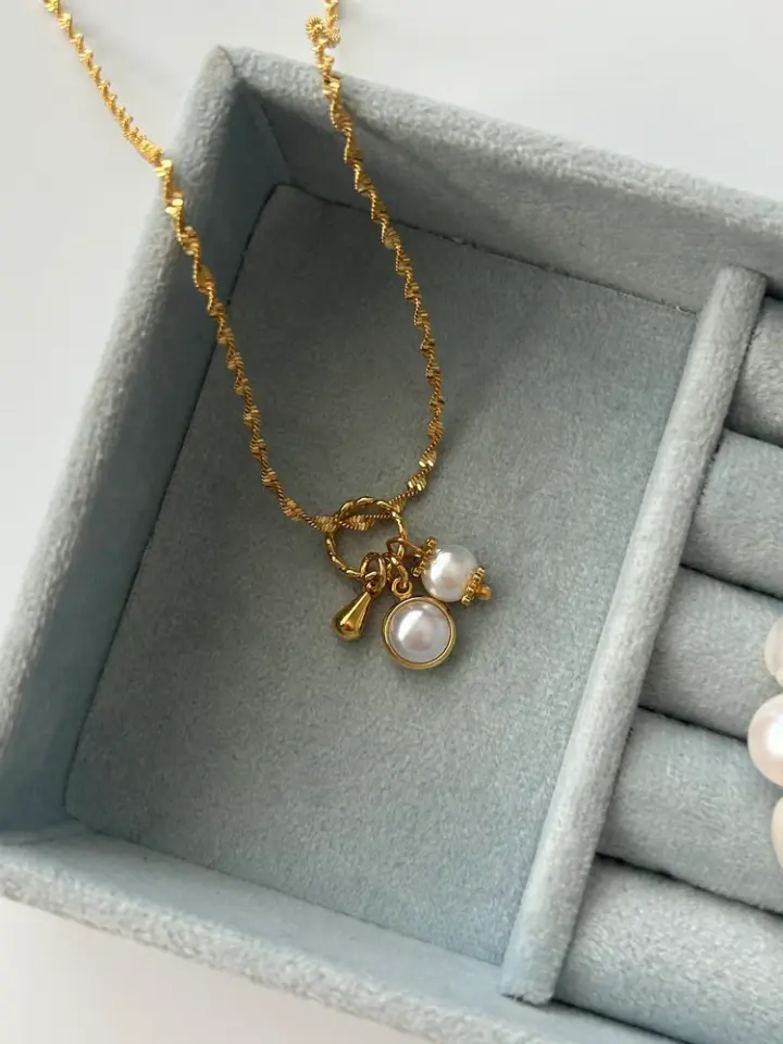 Beyaz Cam/İnci Charm Kolye