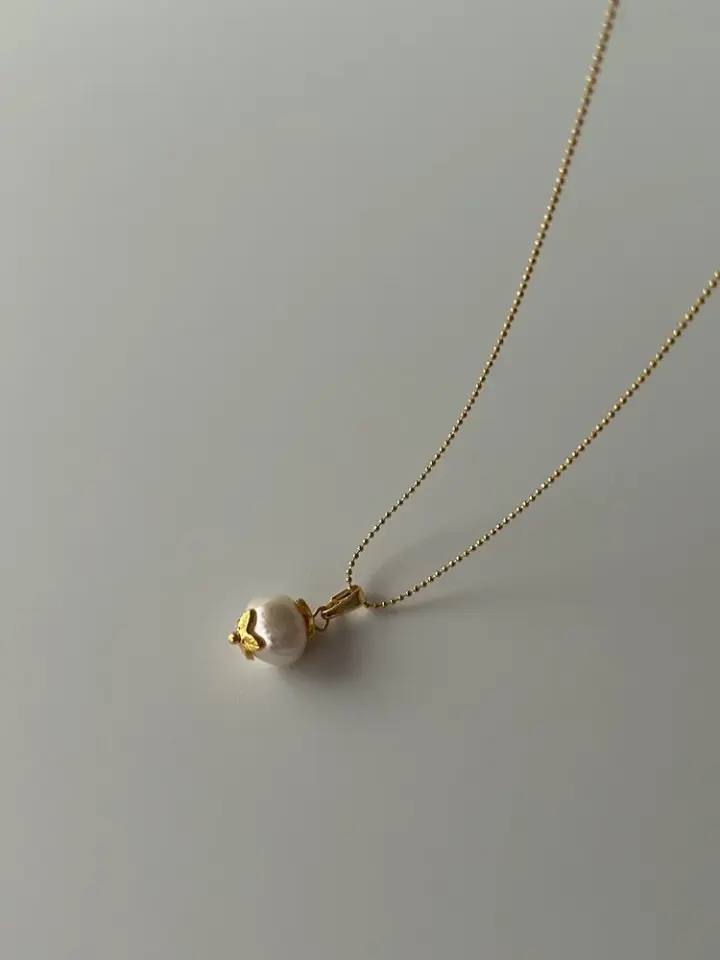 Şakayık İnci Charm Kolye