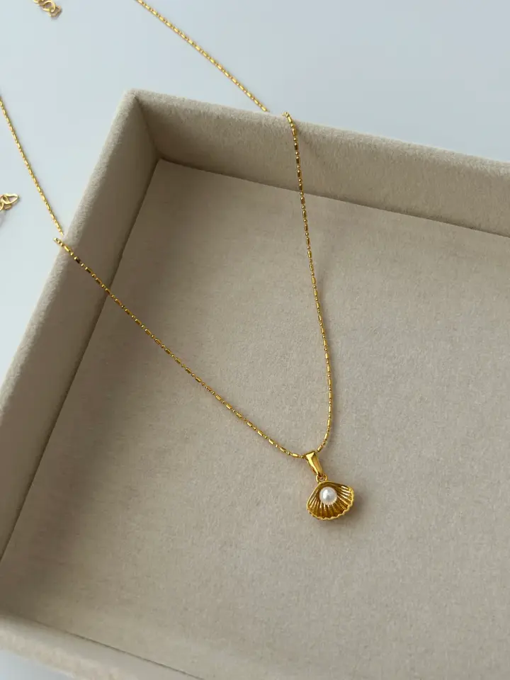 İncili İstiridye Charm Kolye