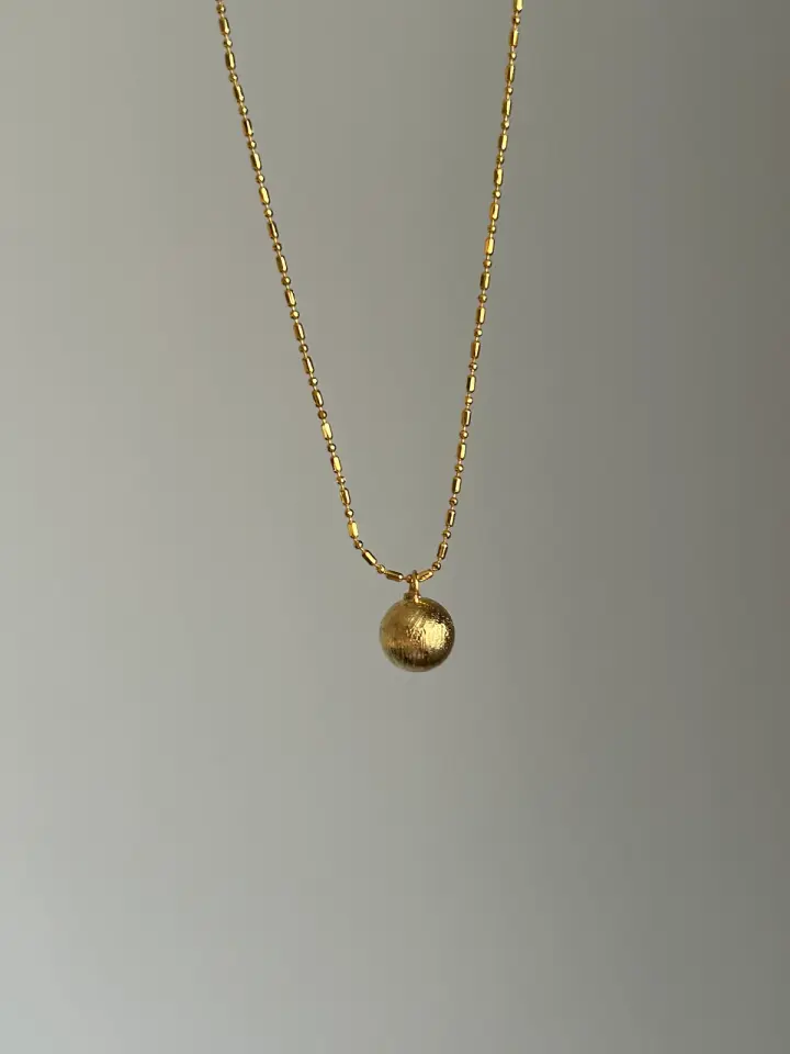 Antik Dorika Charm Kolye