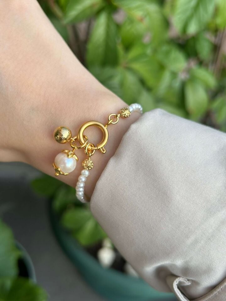 Antik Dorika/İnci Charm Bileklik