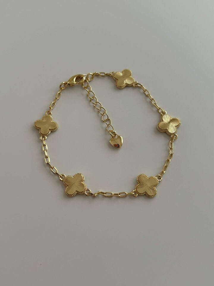 CM Marka Yonca Charm Bileklik