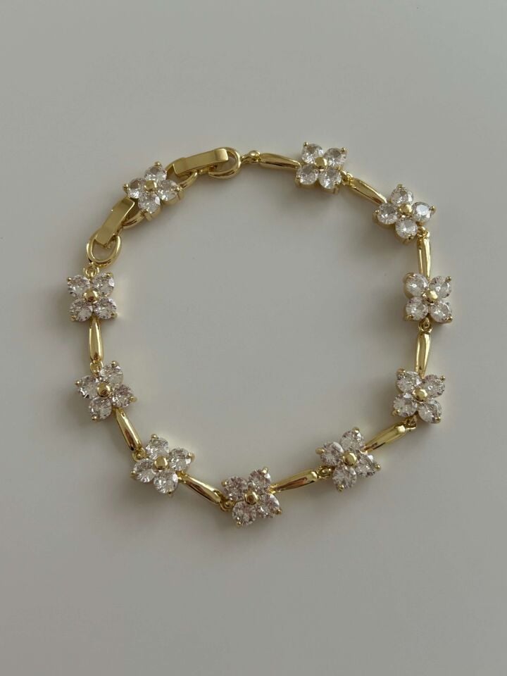 CM Marka Çiçek Bileklik