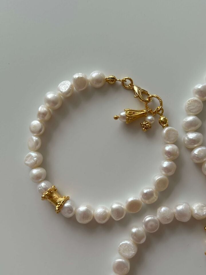 -PEARLY AURA- Serisi İnci Bileklik