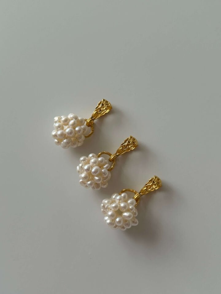 -İNCİ ÇİÇEĞİ- Charm